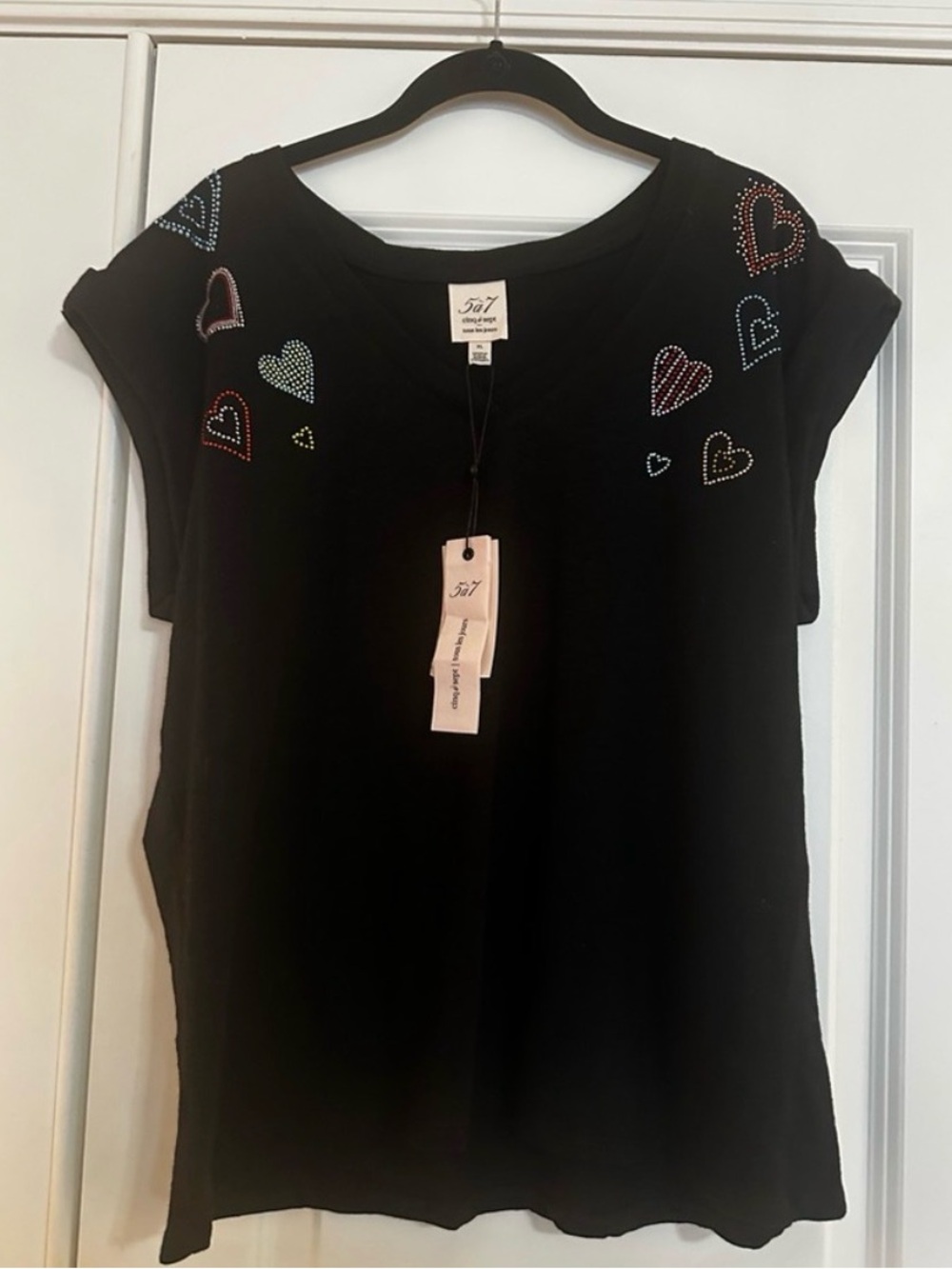NWT cinq a sept Black Short Sleeve Tee with Multicolor Heart Studs